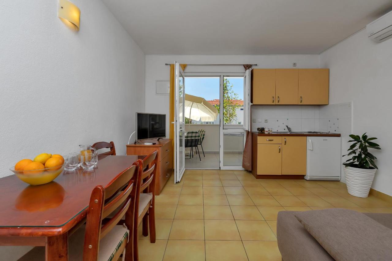 Apartments Marija Tučepi المظهر الخارجي الصورة